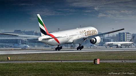 b777 wallpaper|B777 Wallpapers .